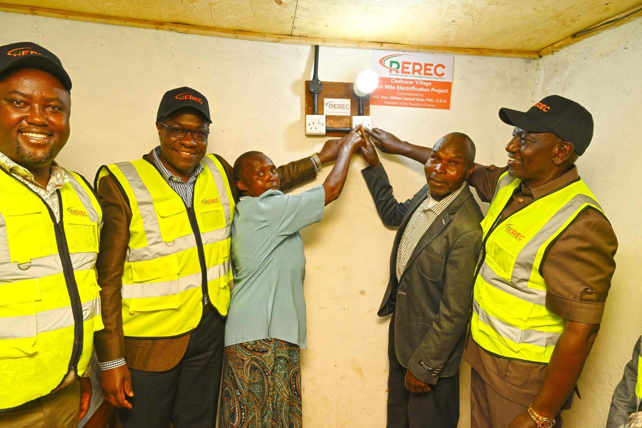 President Commissioning a Project in Cheboror , Uasin Gishu.
